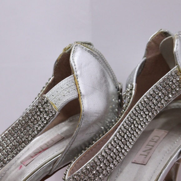 Glint Rhinestone Rows High Heel - Picture 4 of 6